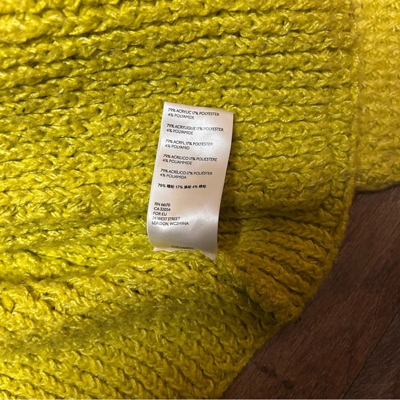 urban outfitters chunky knit mustard yellow button up cardigan - Picture 4 of 5